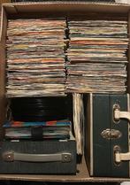 Bananendoos met heelveel singeltjes vinyl singles nederlands, Cd's en Dvd's, Vinyl Singles, Ophalen of Verzenden, Zo goed als nieuw