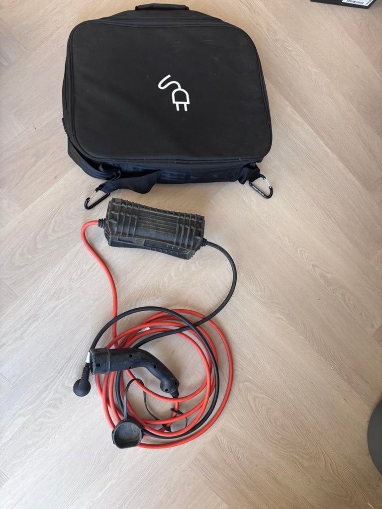 Laadkabel 220v incl nieuwe opbergtas, Ophalen of Verzenden, Gebruikt
