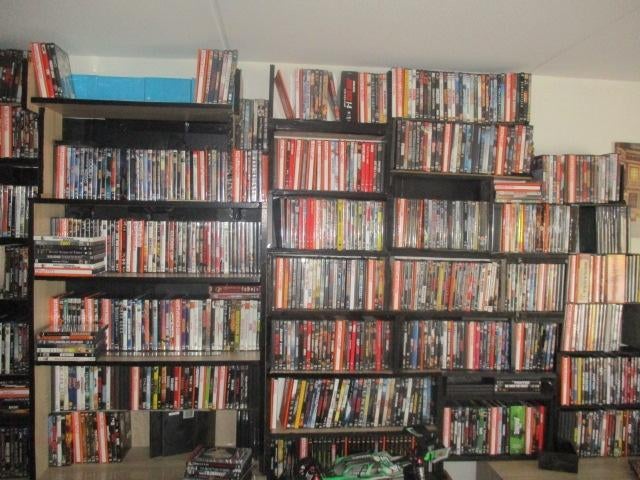 wie heeft er nog dvd`s liggen, Alle leeftijden, Ophalen, Zo goed als nieuw