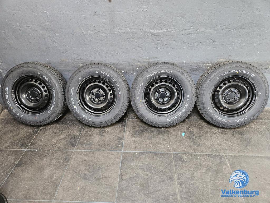 Nieuwe originele VW Transporter OffRoad A/T 4x4 T5 GP T6 T6., Auto-onderdelen, Banden en Velgen, Bestelwagen, -, Banden en Velgen