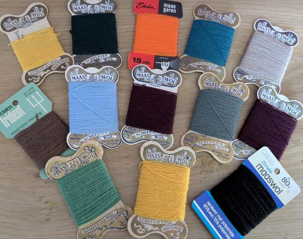 Set vintage Scheepjeswol Maaswol nr 2, Hobby en Vrije tijd, Naaien en Fournituren, Ophalen of Verzenden, Gebruikt, Garen of Naald(en)