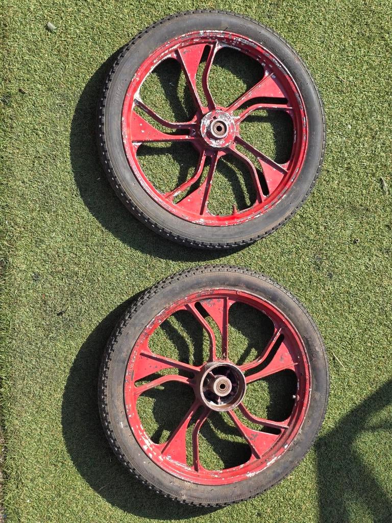 Tomos velgen - kleine trommelrem - rood, Ophalen of Verzenden, Gebruikt, Overige typen, Tomos