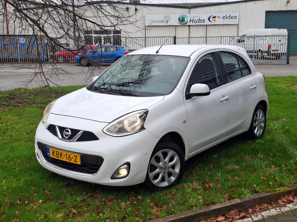 Micra 1.2 bj 2014 Airco Navi Cruise Control Nieuwe APK Mooi!, Auto's, Nissan, Bedrijf, Micra, ABS, Airbags, Airconditioning, Bluetooth