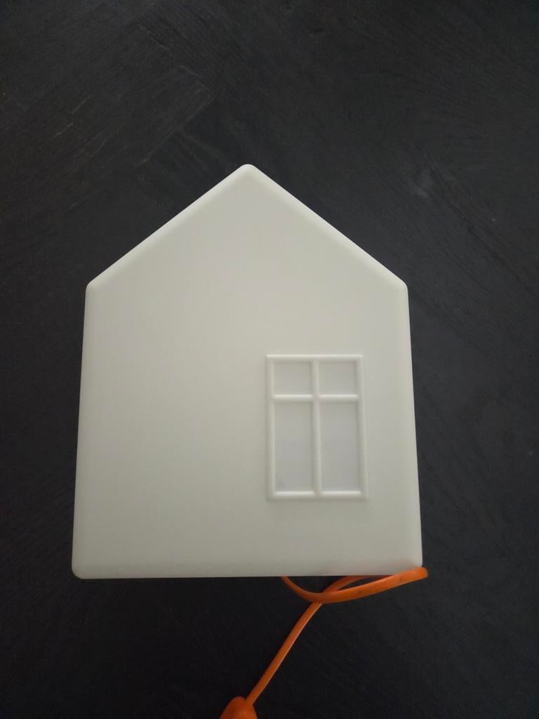 Ikea bedlampje in huisvorm, Huis en Inrichting, Ophalen, Zo goed als nieuw, Kunststof, Minder dan 50 cm