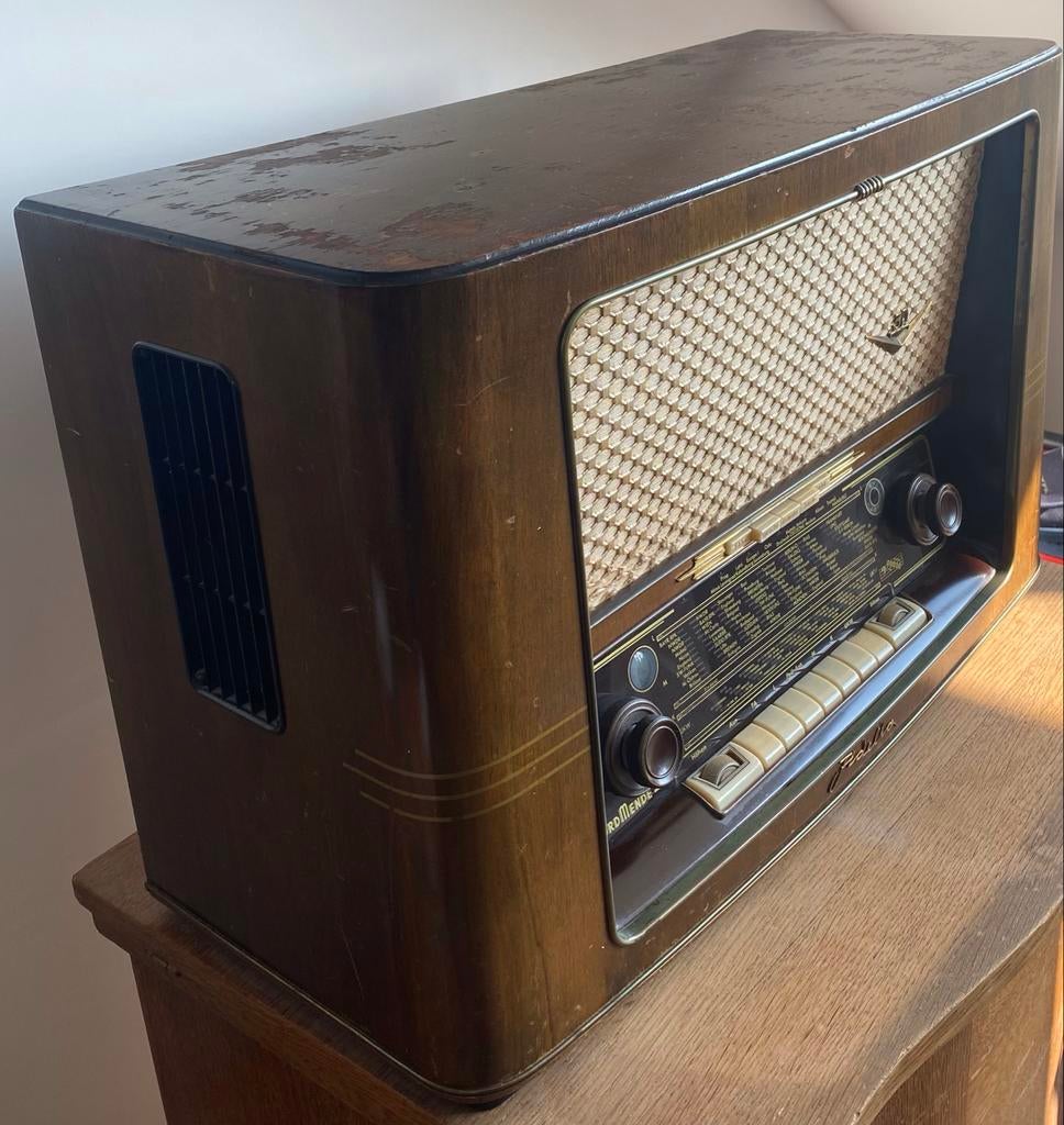 Vintage Nordmende Fidelio 56 Buizenradio Jaren '50, Antiek en Kunst, Antiek | Tv's en Audio, Ophalen