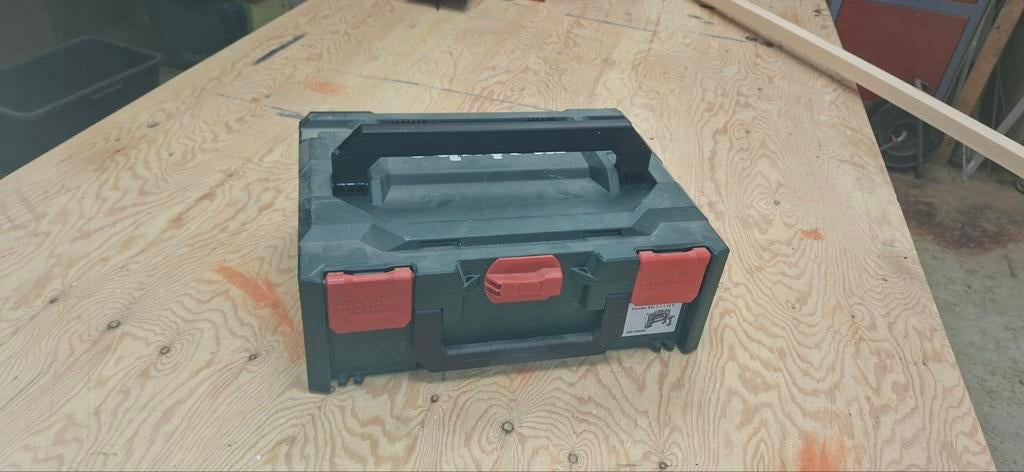 Metabo M-Box gereedschapskoffer, Ophalen