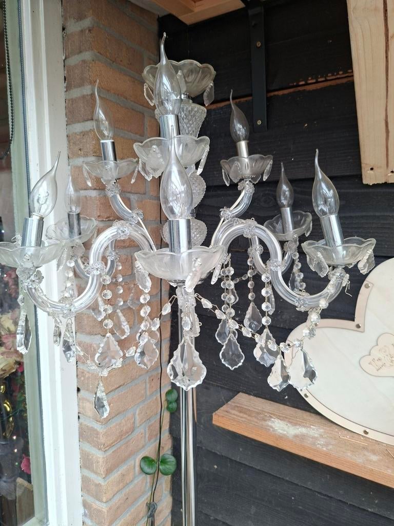 Elegante staande kroonluchter met kristallen, Gebruikt, Klassiek, Elegant, Glamour, Ophalen of Verzenden, Glas