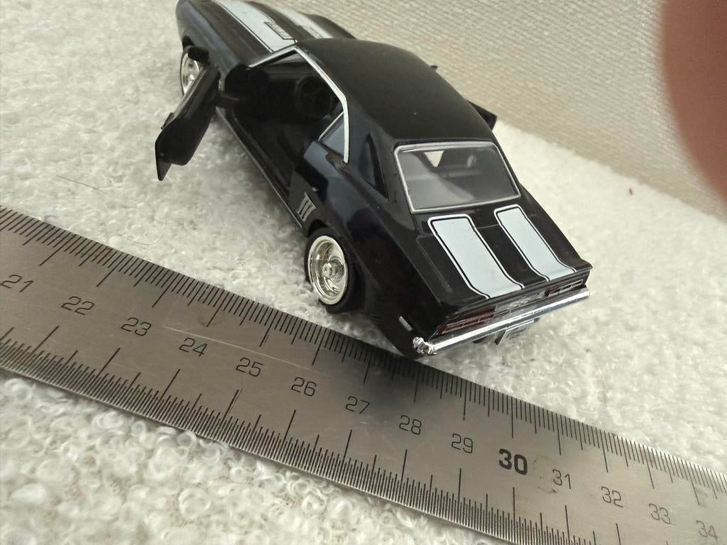 Verzamelmodel 1969 Chevrolet Camaro SS Zwart, Ophalen of Verzenden, Zo goed als nieuw, Auto