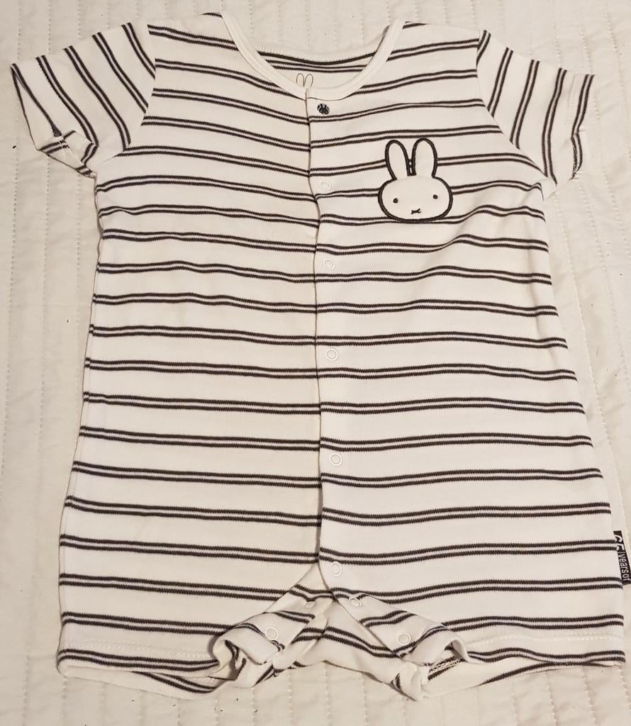 Nijntje miffi pakje babykleding maat 86 zwart wit strepen, Nijntje, Zo goed als nieuw, Pakje, Verzenden