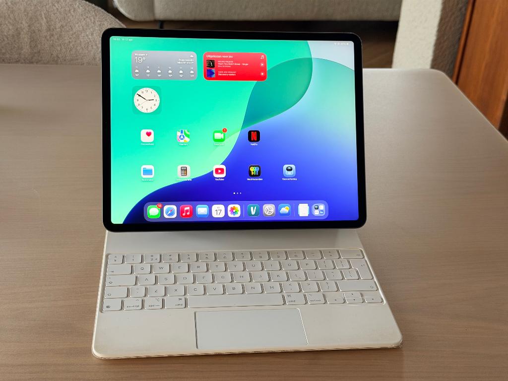 iPad Pro 12,9 inch 4e generatie incl. Magic Keyboard, Gebruikt, Apple iPad, 12 inch, Ophalen of Verzenden