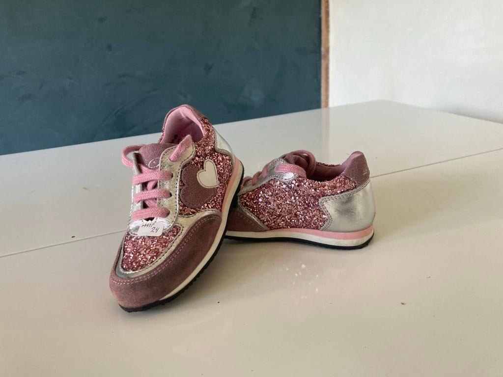 Le chic glitter sneakers voor meisjes - Maat 24, Ophalen of Verzenden, Gebruikt, Meisje, Schoenen