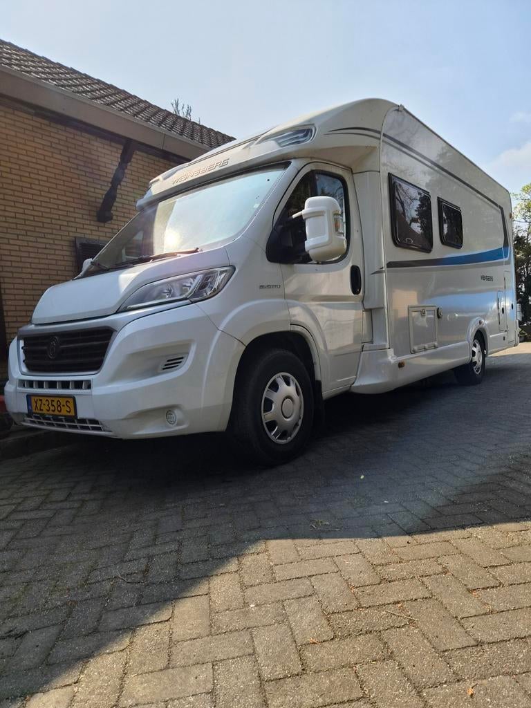 Weinsberg CaraLoft 2017 camper - uit 2017, Caravans en Kamperen, Campers, Weinsberg, Ringverwarming, Startonderbreker, Fiat