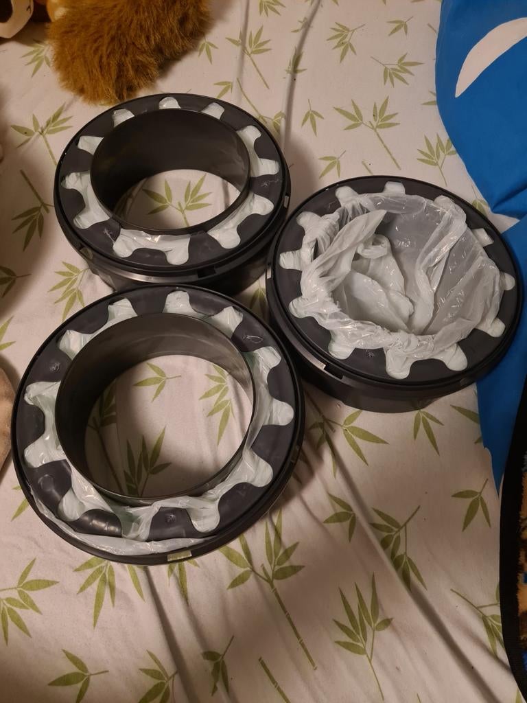 Tommee Tippee Twist & Click navullingen - 2 nieuw, 1 onzeker, Ophalen