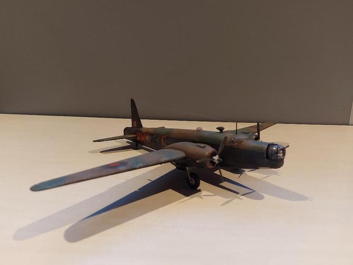 Plastic model van een Vickers Wellington schaal 1/72 (M55), Verzamelen, Luchtvaart en Vliegtuigspotten, Gebruikt, Schaalmodel