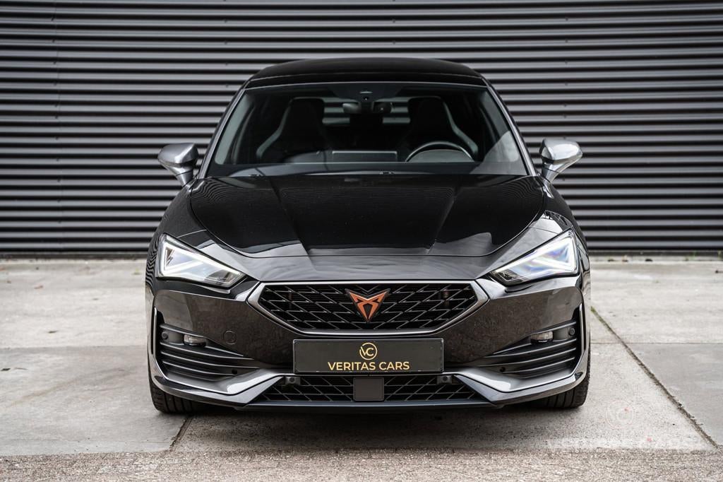 Cupra Leon 1.5 eTSI Business Edition 150PK|Pano|Camera|ACC|L, Lichtsensor, 4 cilinders, 150 pk, Leon