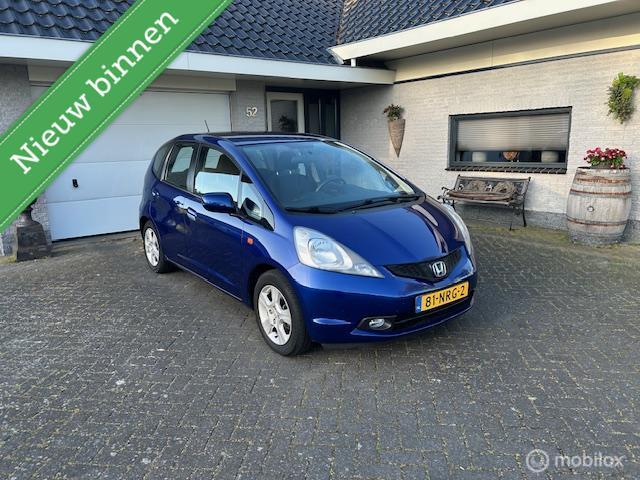Honda Jazz 1.2 Trend Airco Nieuwe APK!, Auto's, Honda, Voorwielaandrijving, Euro 5, 450 kg, 4 cilinders