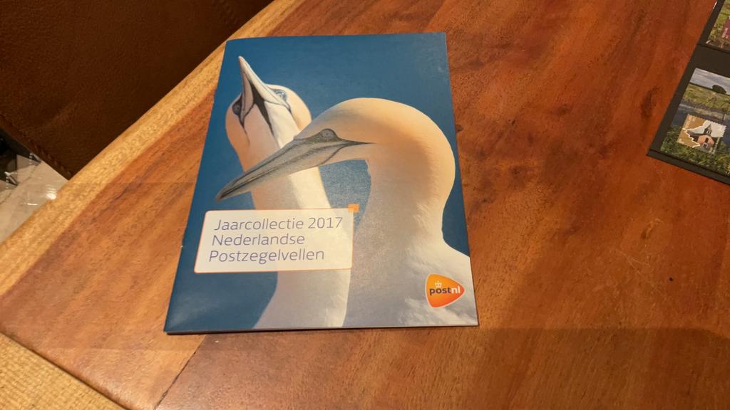 2017 Jaarcollectie Nederlandse postzegel velletjes, Verzenden, Zo goed als nieuw