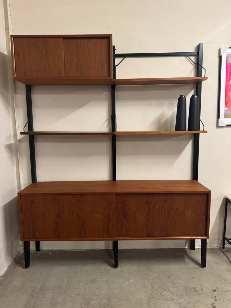 Poul Cadovius by Royal System vintage modulair wandsysteem, Huis en Inrichting, Kasten | Wandmeubels, Gebruikt, 200 cm of meer