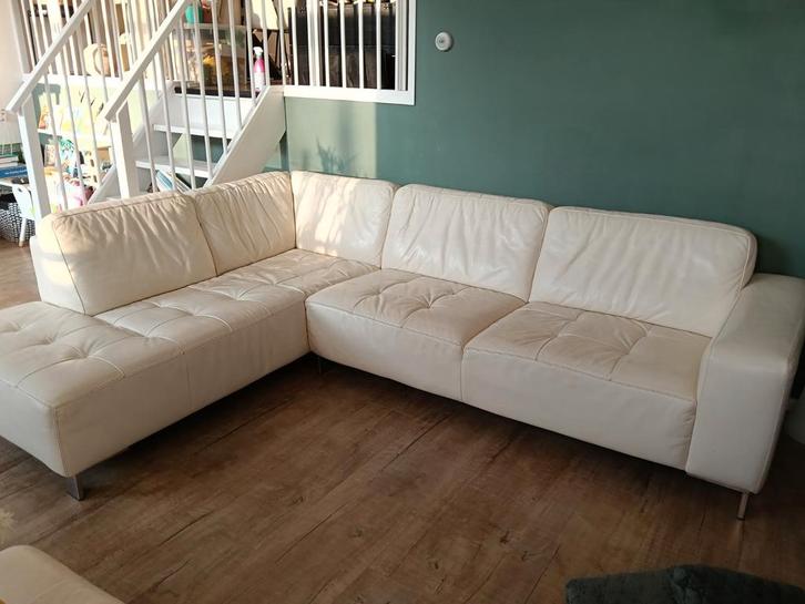 Montel lederen hoekbank met hocker, Huis en Inrichting, Banken | Bankstellen, Gebruikt, Hoekbank, Vierpersoons of meer, Leer, Ophalen