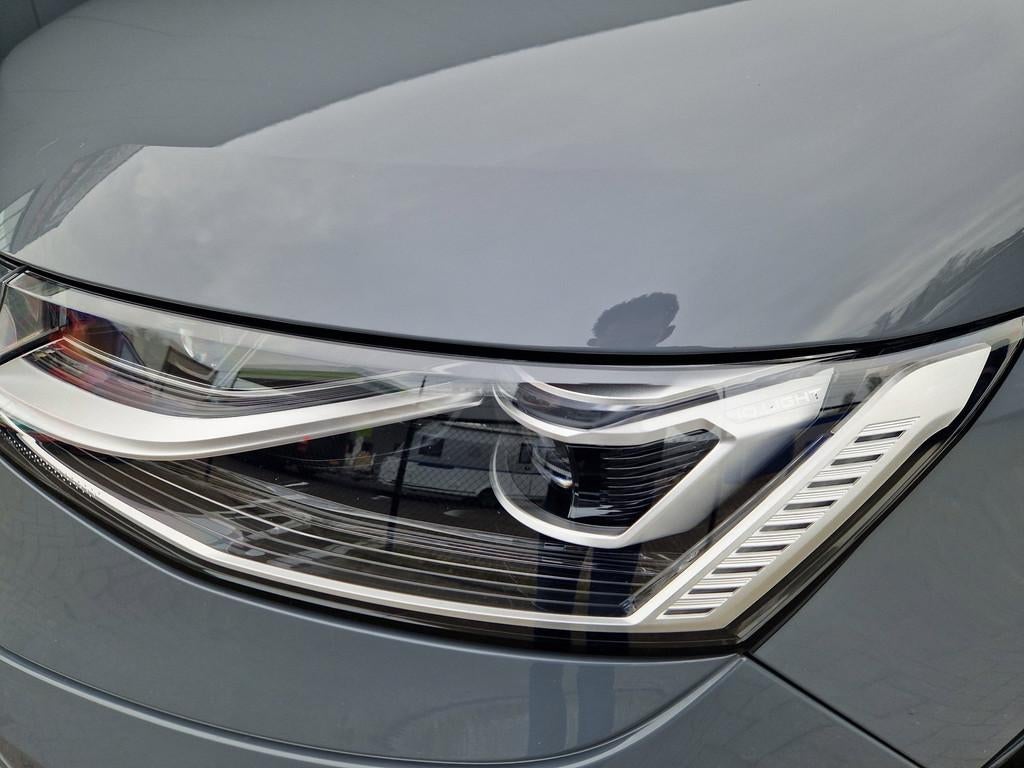 Volkswagen Multivan T7 1.4 eHybrid/1E Eig/BTW /7 persoons!, 12 maanden, Stof, Gebruikt, 7 stoelen