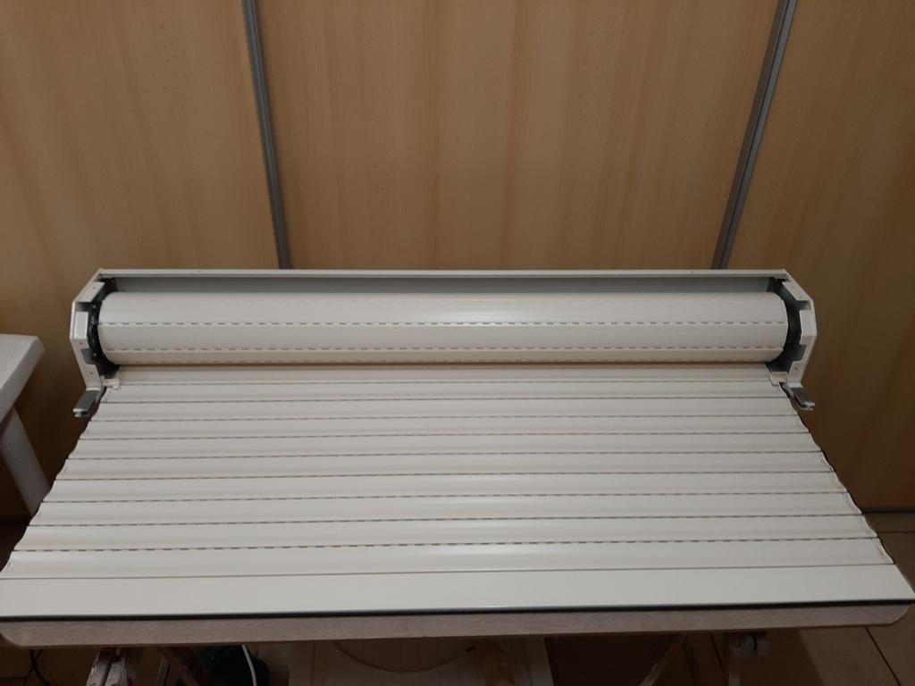 Mooie rolluiken met NIEUWE SCHAKELAAR EN AANSLUITSNOER, Ophalen