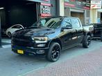 Dodge Ram 1500 5.7 V8 4x4 Crew Cab Laramie, Auto's, Gebruikt, 5654 cc, Adaptive Cruise Control, Zwart