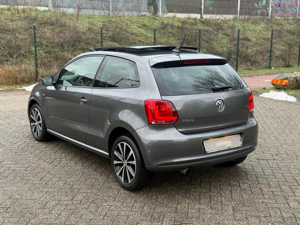 Volkswagen Polo 1.4-16V Highline PANO I CRUISE I PDC I CLIMA, Auto's, Volkswagen, Metallic lak, 86 pk, Gebruikt, Origineel Nederlands