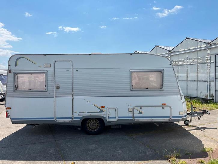 Dethleffs new line caravan 1998, Caravans en Kamperen, Caravans, Particulier, tot en met 4, 1000 - 1250 kg, Rondzit, Dethleffs