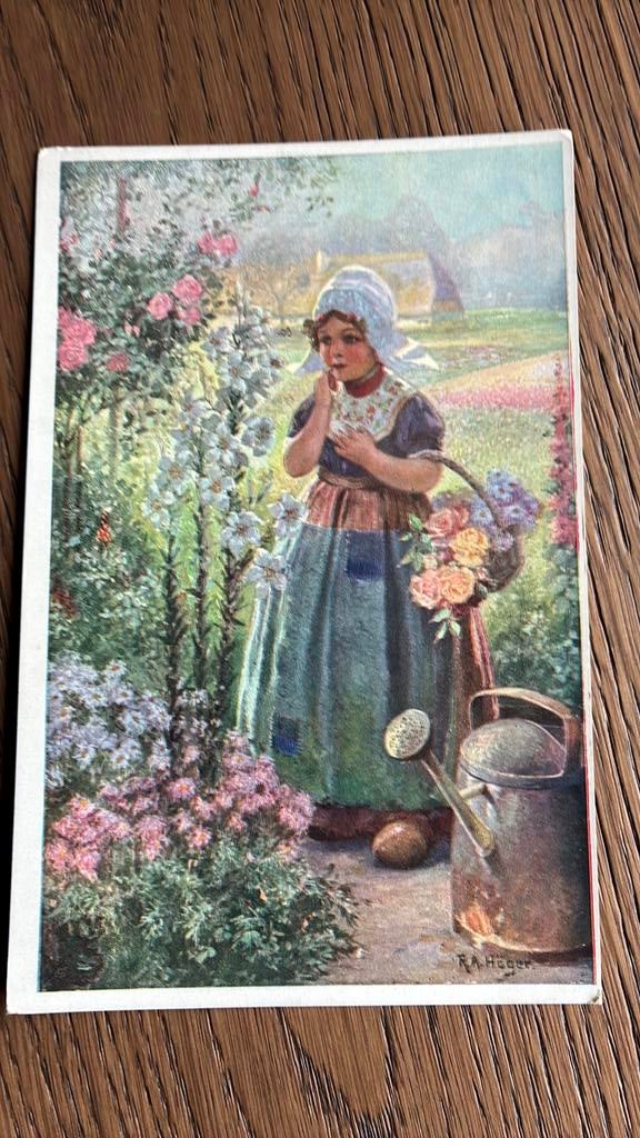 Boerinnetje tussen de voorjaarsbloemen. Gieter, Verzamelen, Ophalen of Verzenden, 1920 tot 1940, Ongelopen