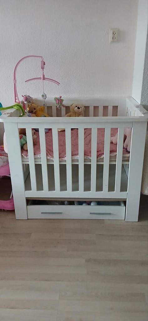 Witte box met lade, Kinderen en Baby's, Boxen, Ophalen of Verzenden, Gebruikt, Lade