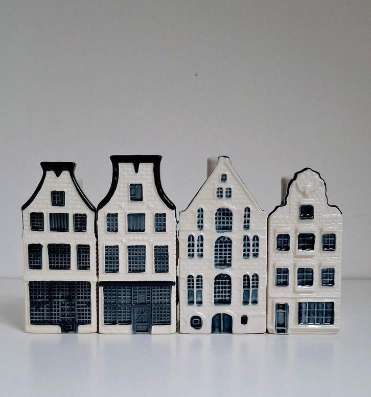 4 KLM HUISJE NUMMERS 11, 23, 37, 72 €19,99, setvan4ps€4,99, Verzamelen, Luchtvaart en Vliegtuigspotten, Zo goed als nieuw, Overige typen