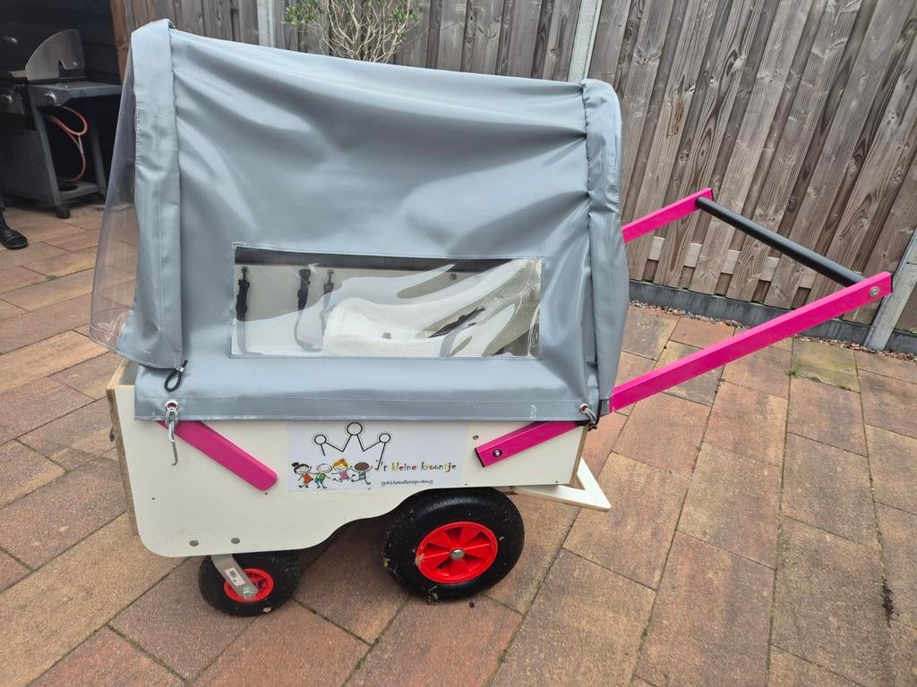 Ruime bolderwagen 6 kind plekjes ZSM OP TE HALEN, Ophalen