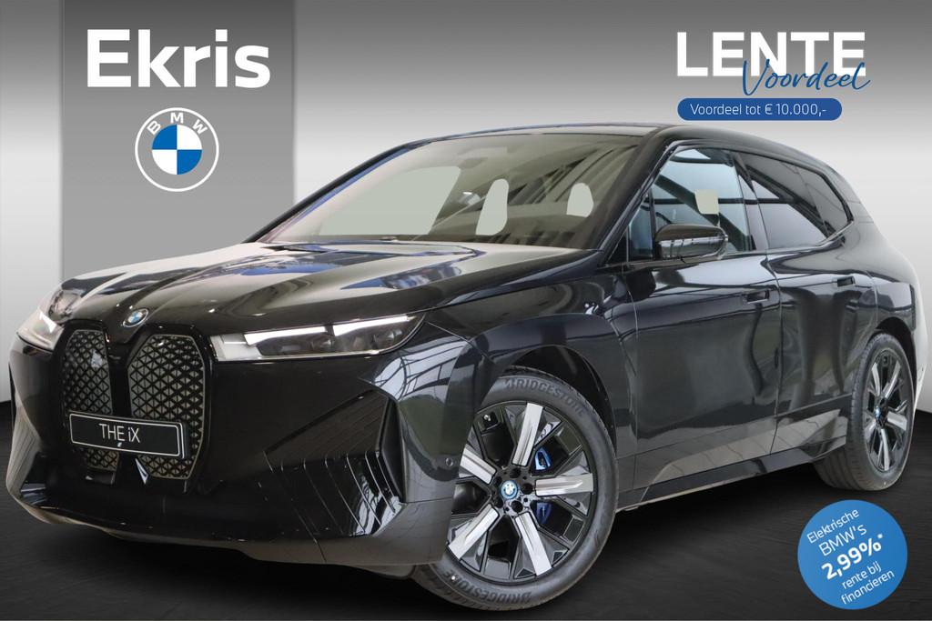 BMW iX xDrive40 Sport Edition | Driving Assistant Profession, Auto's, BMW, Automaat, 34 min, Stof, Gebruikt