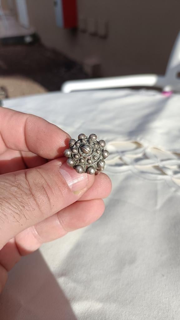 Antieke Zeeuwse Knoop Ring - Gemerkt Zilver, Gebruikt, Ophalen of Verzenden, 17 tot 18, Dame