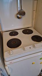 Kookplaat, koelkast, oventje en magnetron, Witgoed en Apparatuur, Fornuizen, Ophalen, Magnetron, 4 kookzones, Vrijstaand