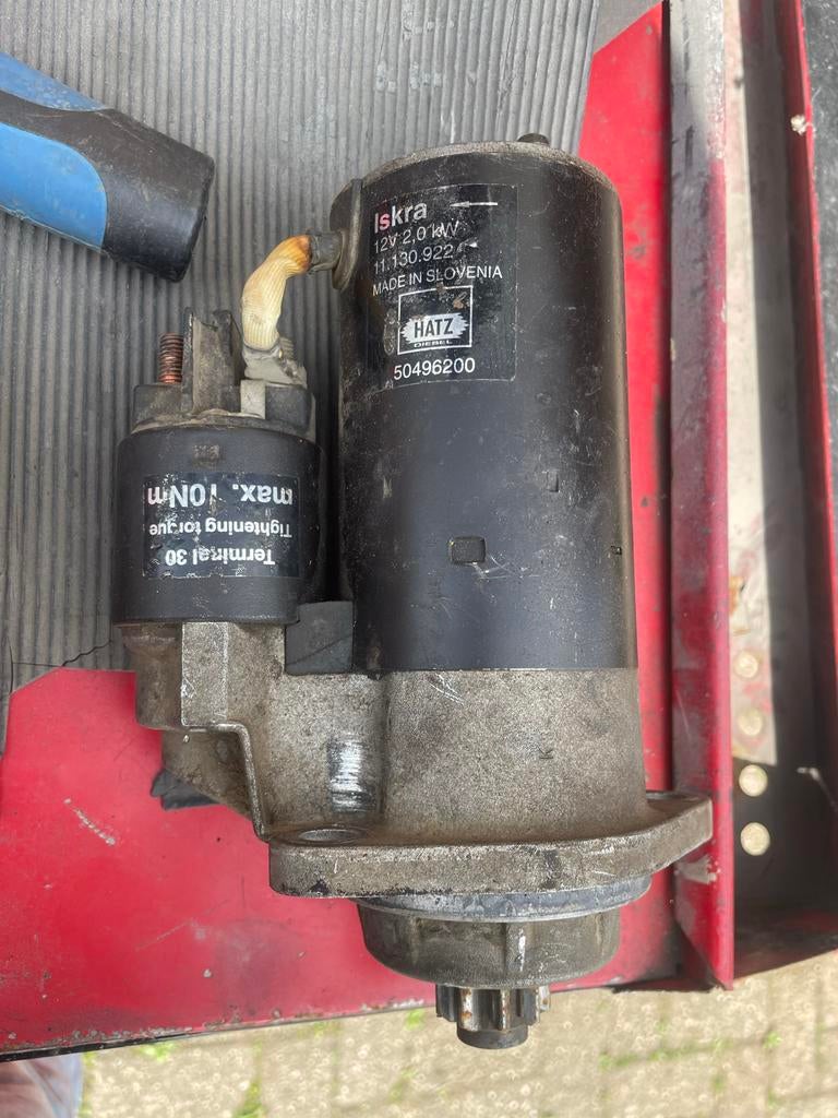 Iskra Hatz Diesel startmotor 12V 2,0 kW, Ophalen, Gebruikt, Overige automerken