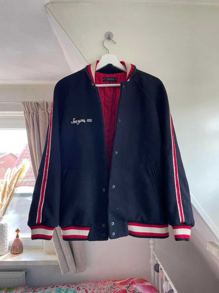 Zwarte baseball jas vintage look maat M zara, Kleding | Dames, Ophalen of Verzenden, Zo goed als nieuw, Maat 38/40 (M), Zwart