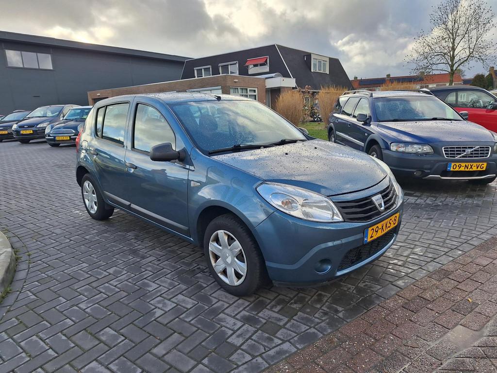 Dacia Sandero 1.2 Ambiance / Zuinige auto / APK jan 2027, Auto's, Dacia, Voorwielaandrijving, Gebruikt, 31 €/maand, Blauw