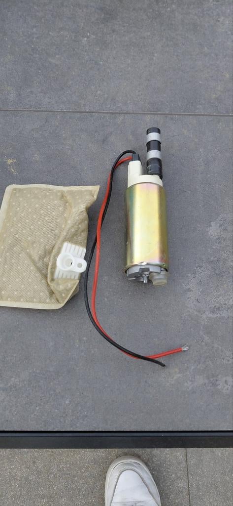 Subaru impreza wrx 2.0L benzine pomp, Ophalen of Verzenden