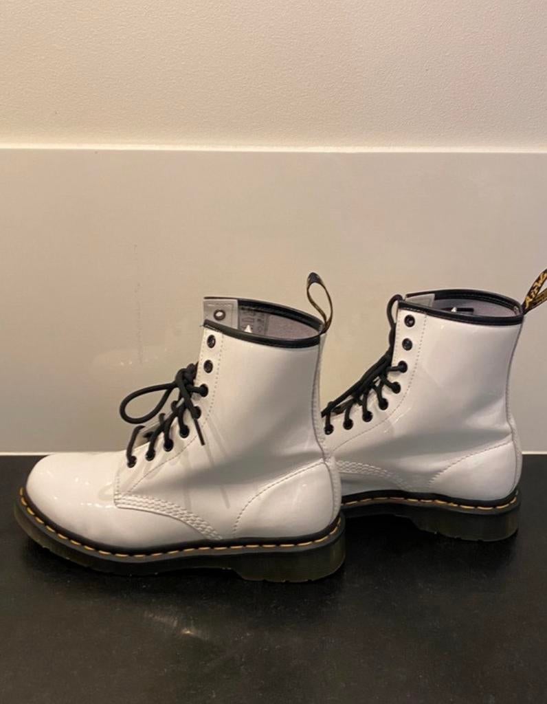 Dr Martens lak wit, gloednieuw maat 39, Ophalen of Verzenden, Nieuw, Wit, Lage of Enkellaarzen