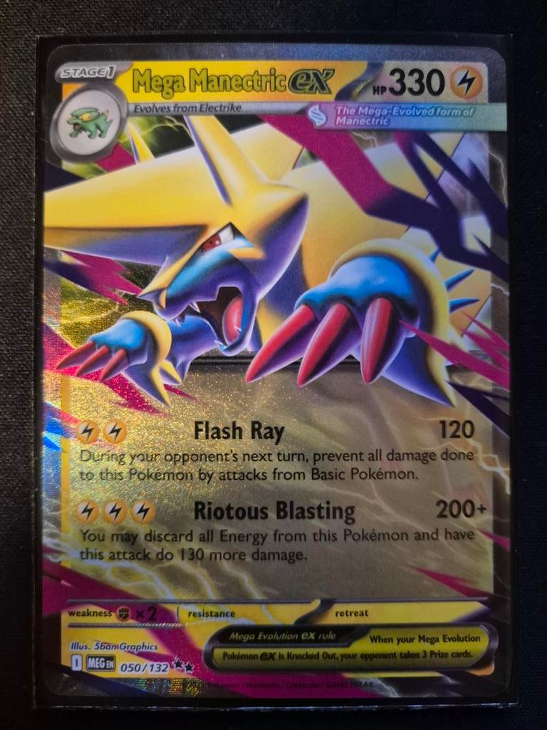 Mega Manectric EX Pokémon Kaart (050/132) Foil, Ophalen of Verzenden, Zo goed als nieuw, Losse kaart, Foil
