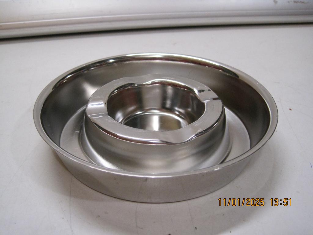 alessi rvs design asbak 13 cm dia (328), Ophalen of Verzenden, Gebruikt, Rond, Overige materialen