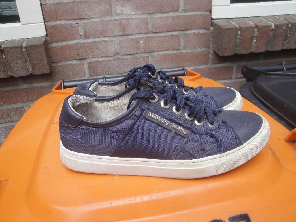 Blauwe sneakers ARMANI JEANS maat 39, Armani Jeans, Blauw, Ophalen of Verzenden, Sneakers of Gympen