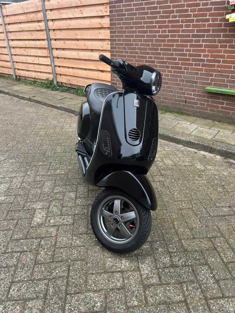 Vespa lx 70cc 2takt, Ophalen, Tweetakt, Maximaal 45 km/u, Zo goed als nieuw
