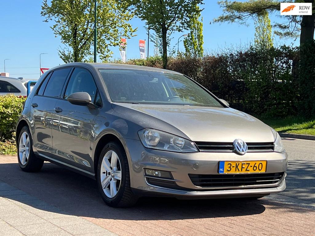 Volkswagen Golf 1.4TSI Highline * Alcantara| Nette Auto, Auto's, Voorwielaandrijving, Euro 5, Gebruikt, 1147 kg