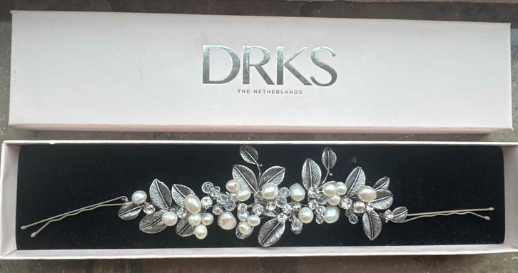 DRKS Haar sieraad - Zo goed als nieuw, Kleding | Dames, Trouwkleding en Trouwaccessoires, Zo goed als nieuw, Accessoires, Overige kleuren