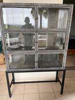 Vitrinekast van Flamant, Ophalen of Verzenden, Zo goed als nieuw, Hout, Vogelkooi