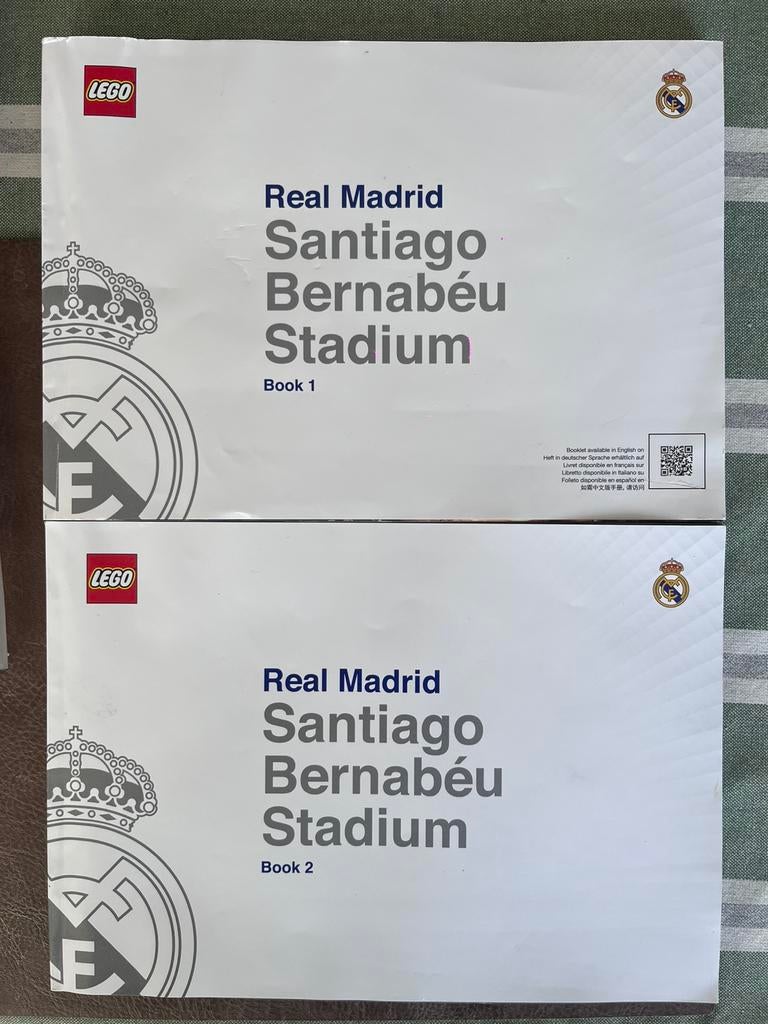 LEGO 10299 – Santiago Bernabéu stadion, Ophalen of Verzenden, Zo goed als nieuw