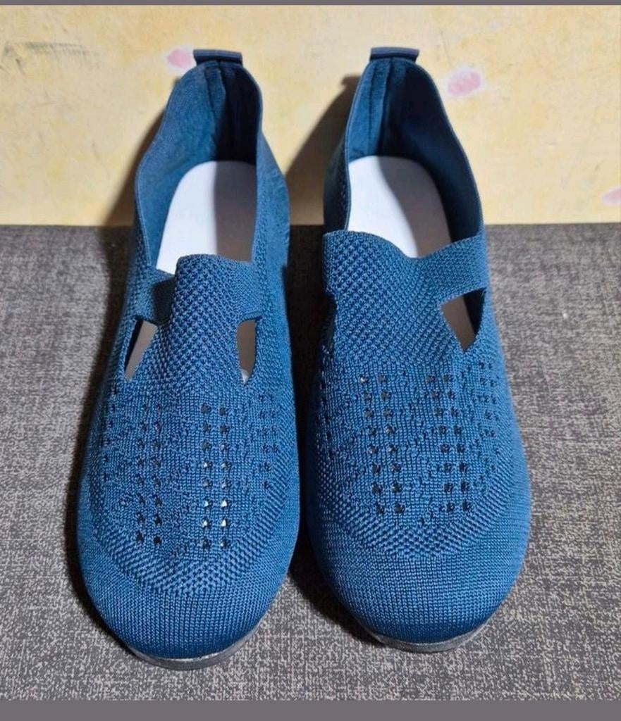 Nieuwe blauwe instappers in maat 37, Blauw, Instappers, Nieuw, Ophalen of Verzenden