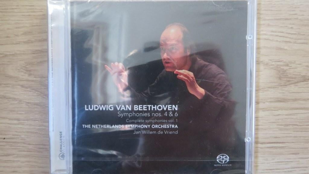 Cd SACD: Ludwig van Beethoven Symphonies nos. 4 & 6, Ophalen of Verzenden, Classicisme, Zo goed als nieuw, Kamermuziek